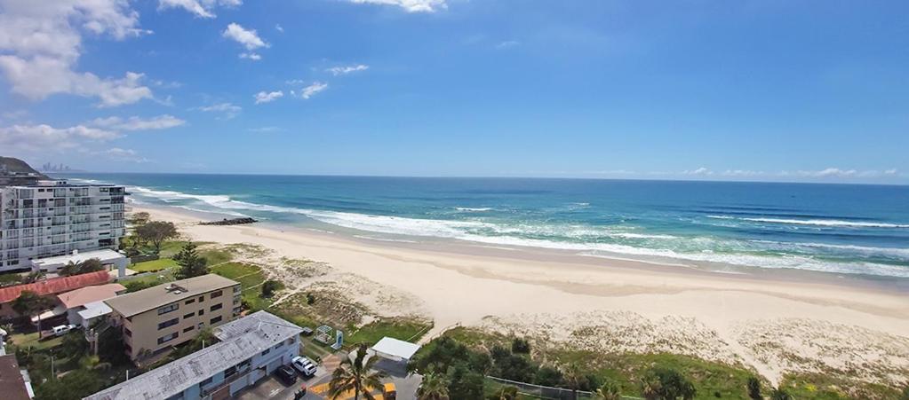 19Th Avenue On The Beach Gold Coast Kültér fotó